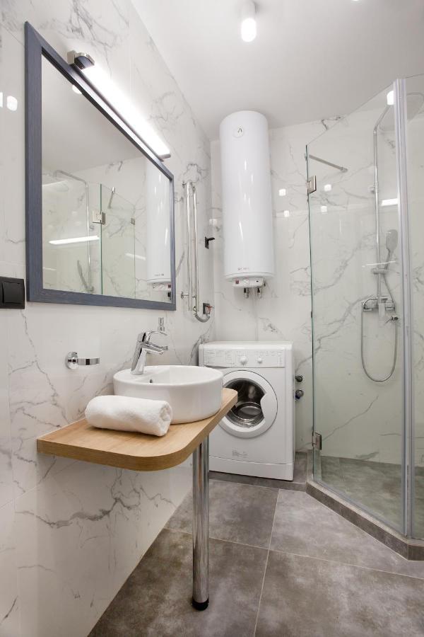 Allurapart мalahyt Apartment Kyiv